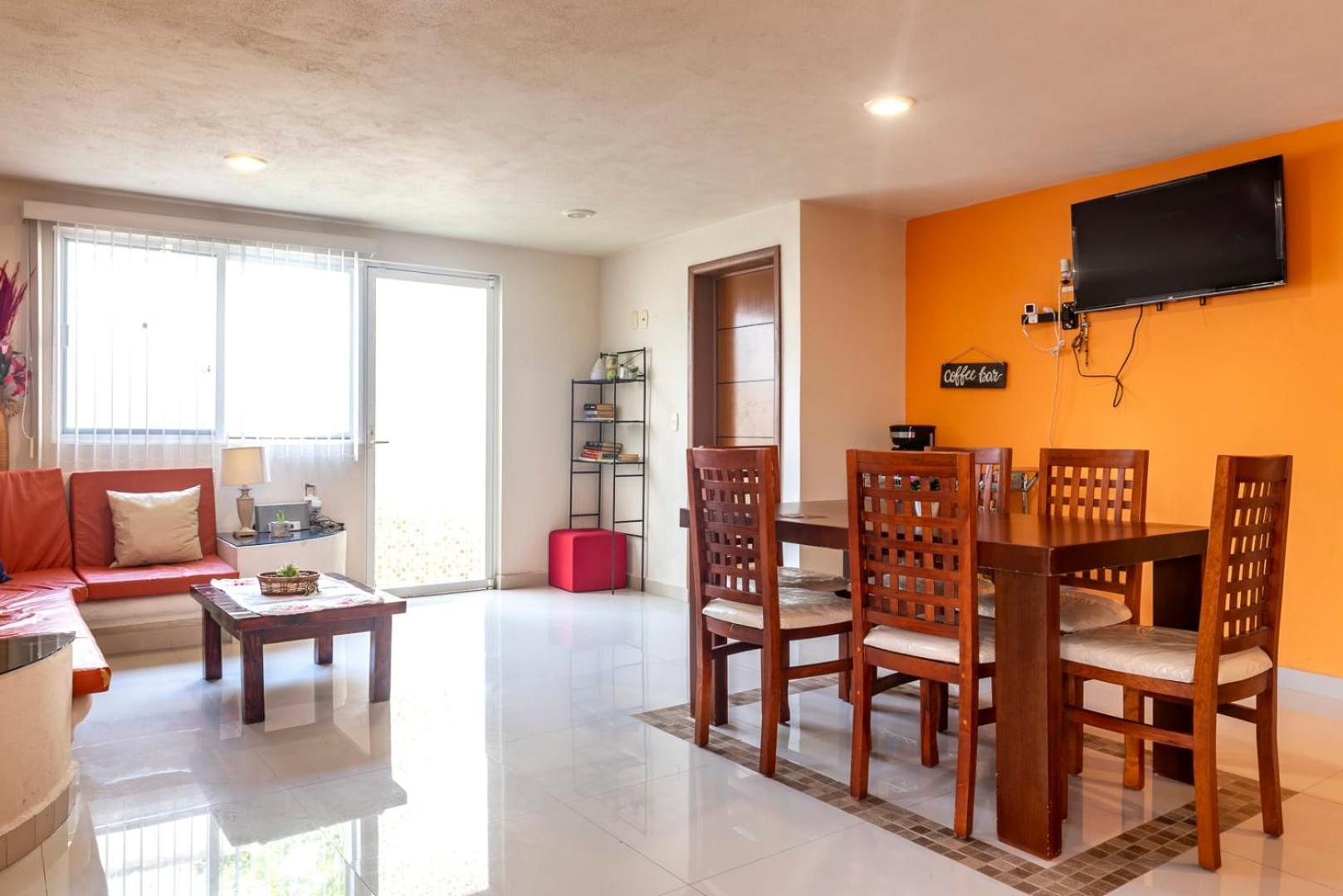 New Oasis Sunsets & Comfort Near The Beach Apartment